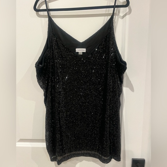 ✨ Calvin Klein Black Sequin Cami – 2X ✨ - Picture 1 of 7